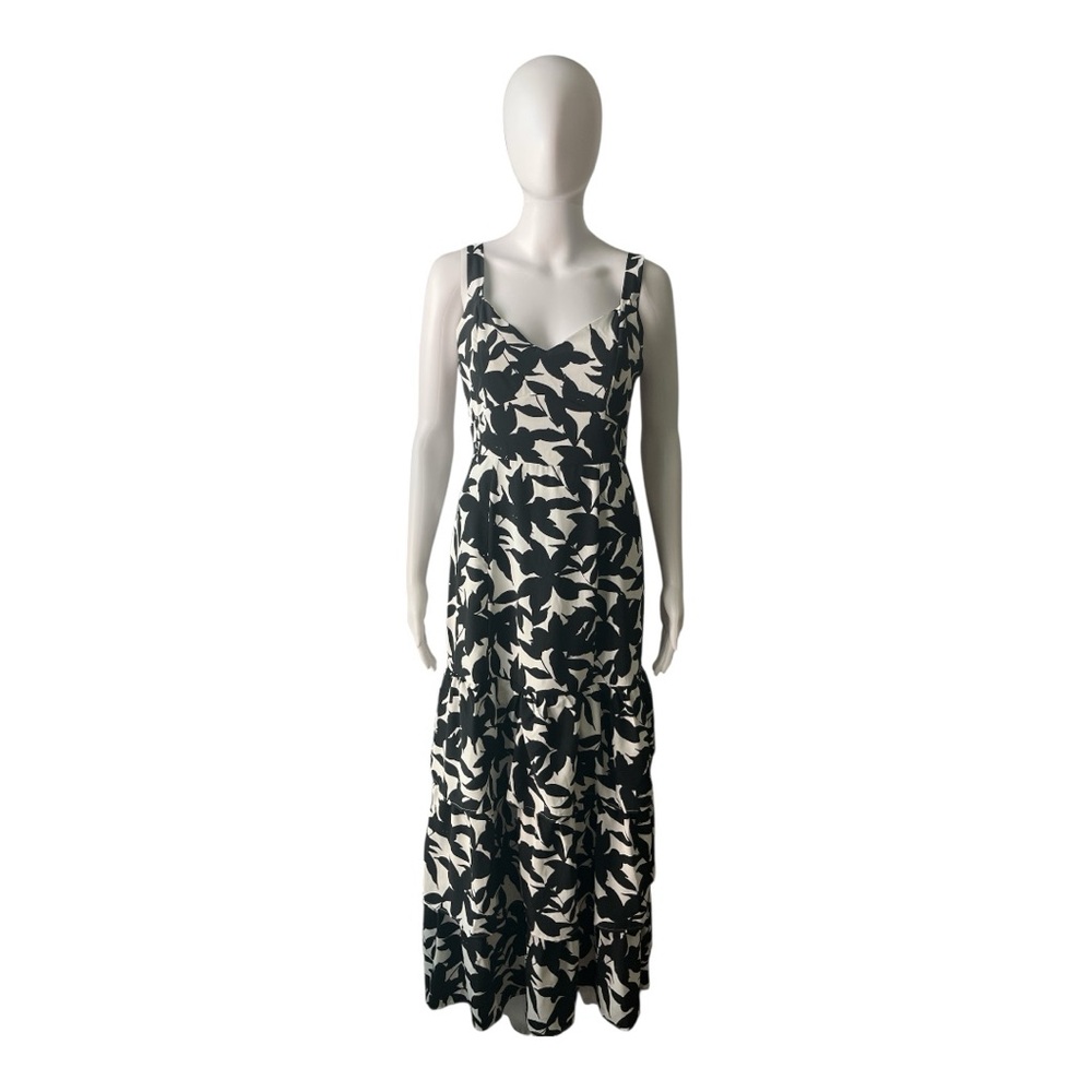 Forever 21 Elegant Black and White Patterned Tiered Dress Size M